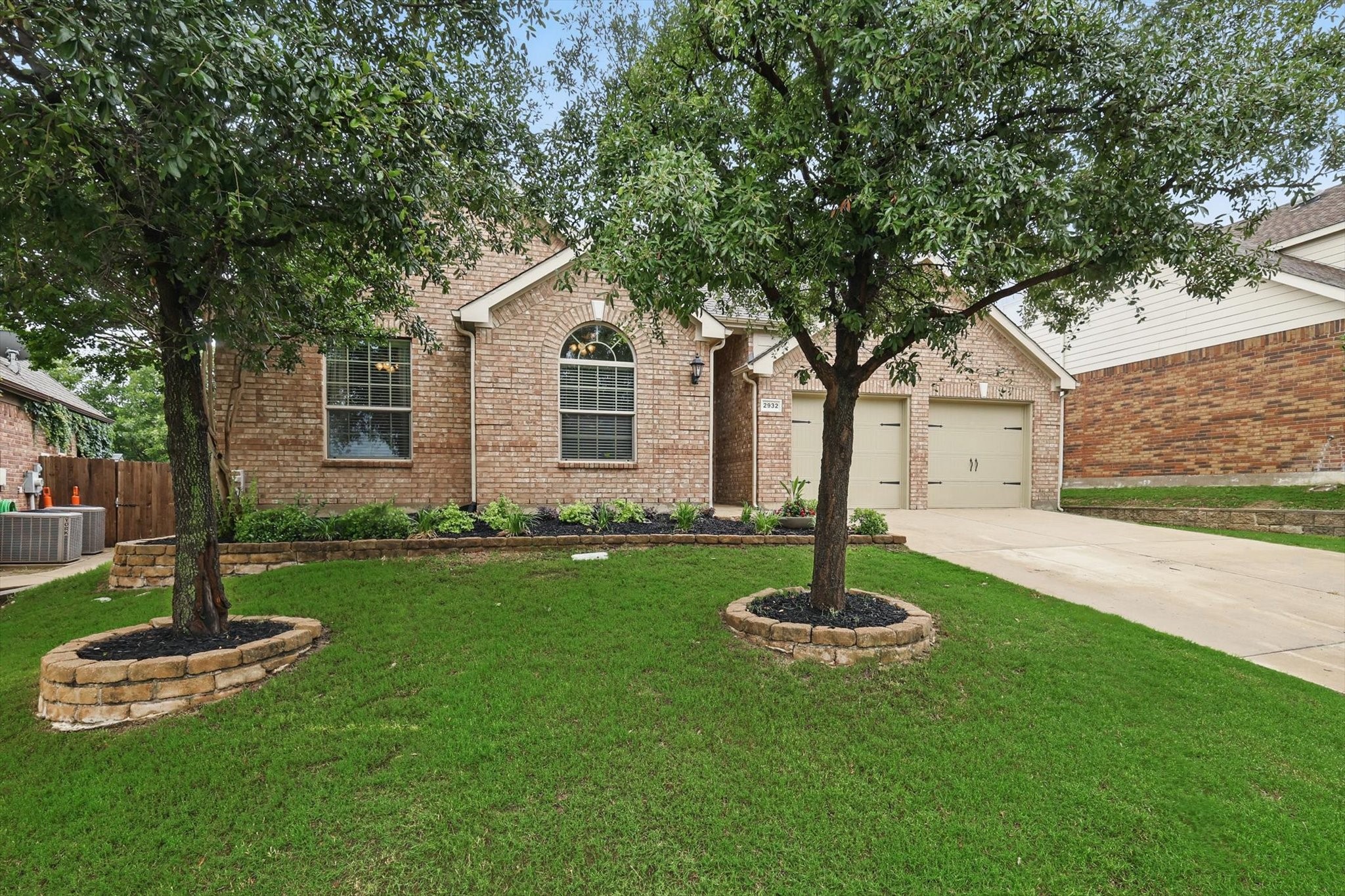 Photos of 2932 Softwood Cir Fort Worth TX 76244