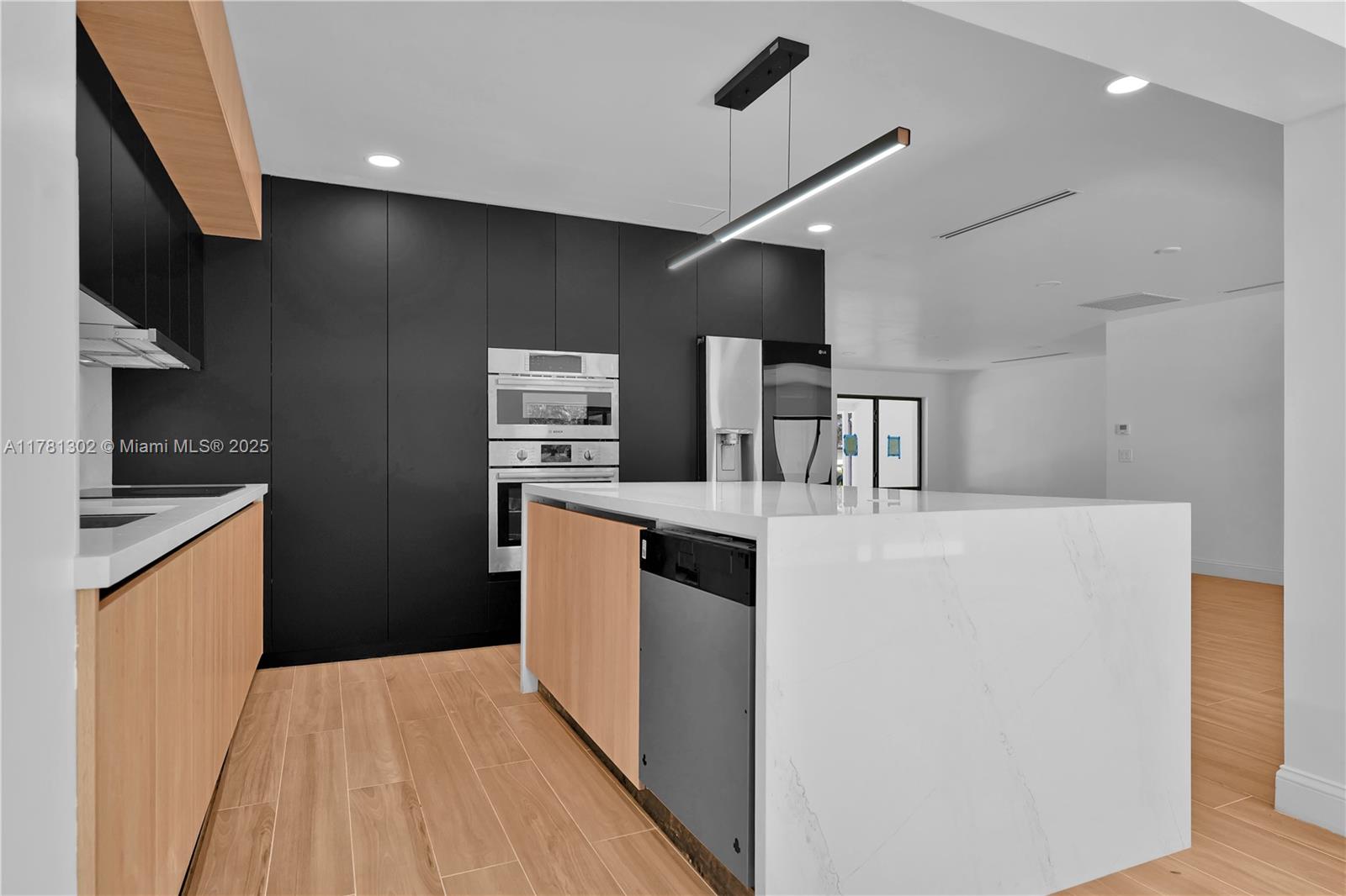 Photos of 10618 NE 11th Ave Miami Shores FL 33138