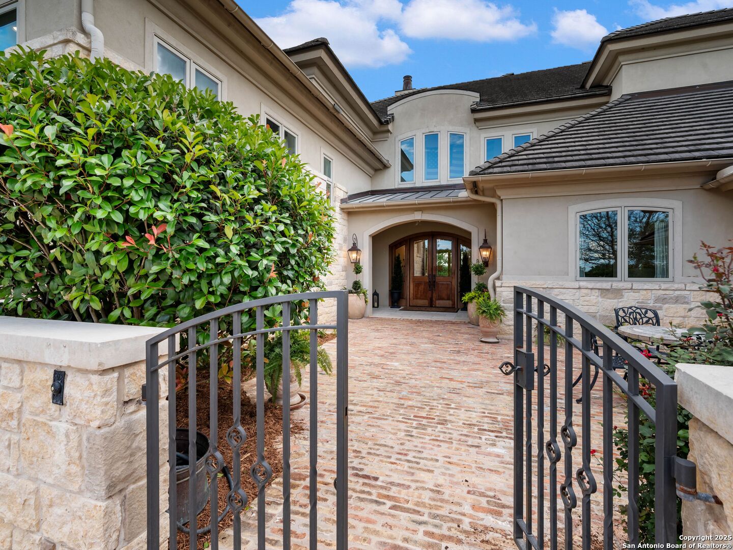Photos of 52 Oakland Hls Boerne TX 78006