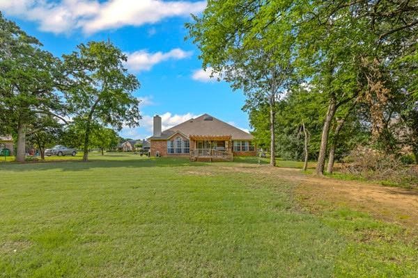 Photos of 3008 Running Brook Dr Joshua TX 76058