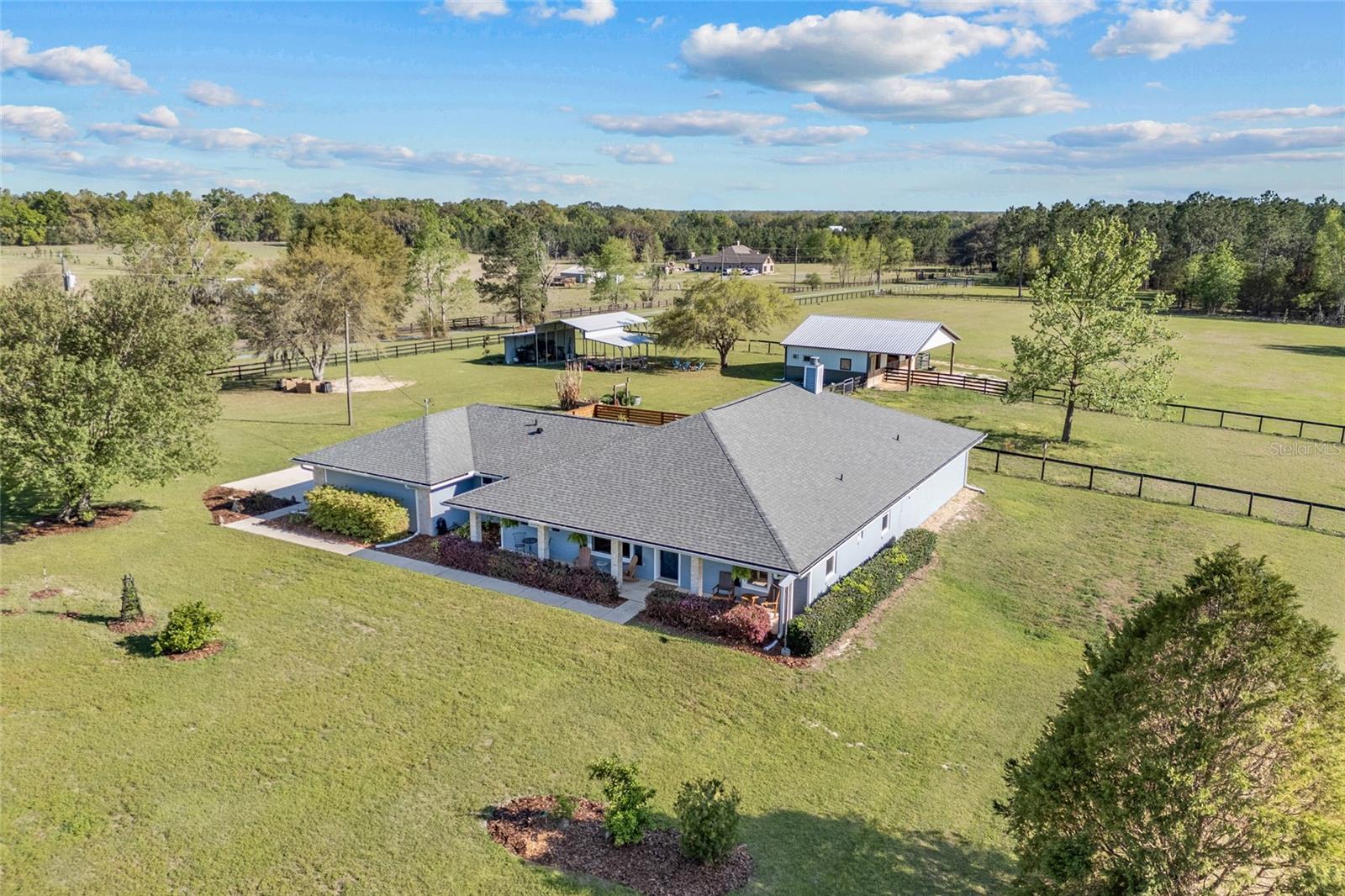 Photos of 23053 NW 142nd Ave High Springs FL 32643