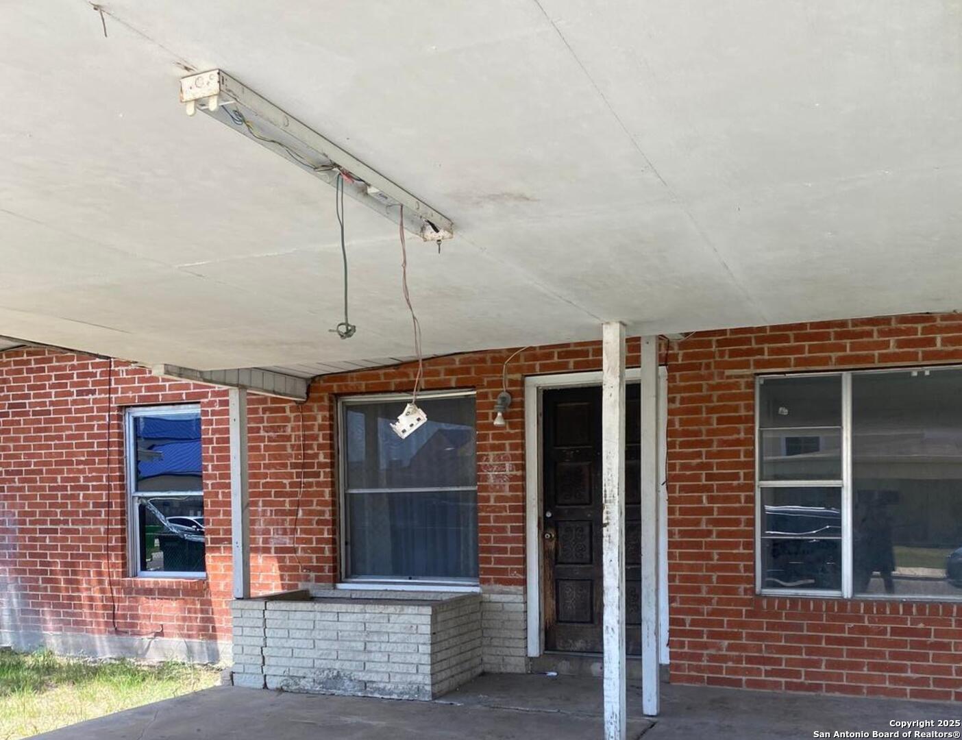 Photos of 1743 Athel Ave San Antonio TX 78237