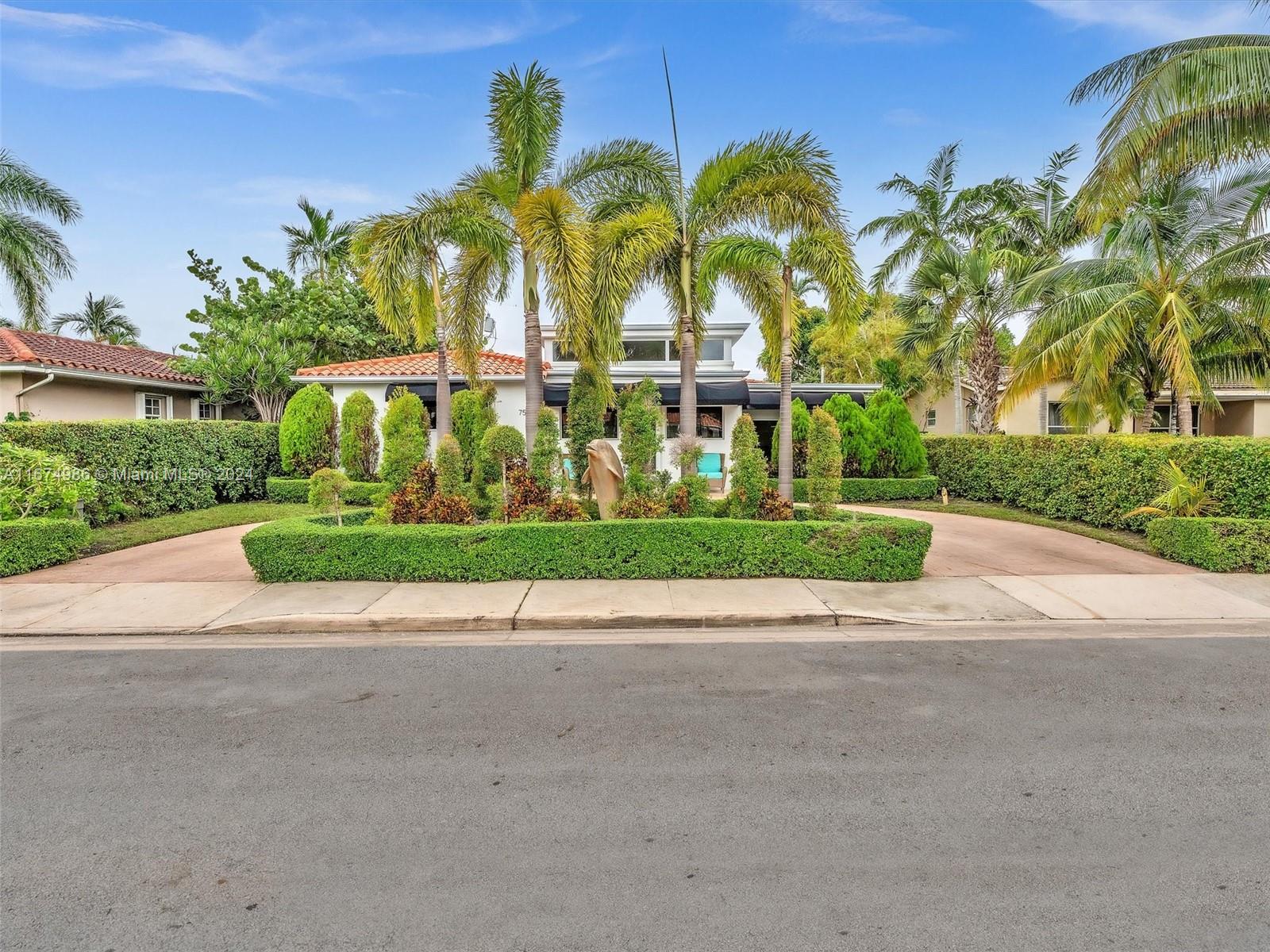 Photos of 7504 Hispanola Ave North Bay Village FL 33141