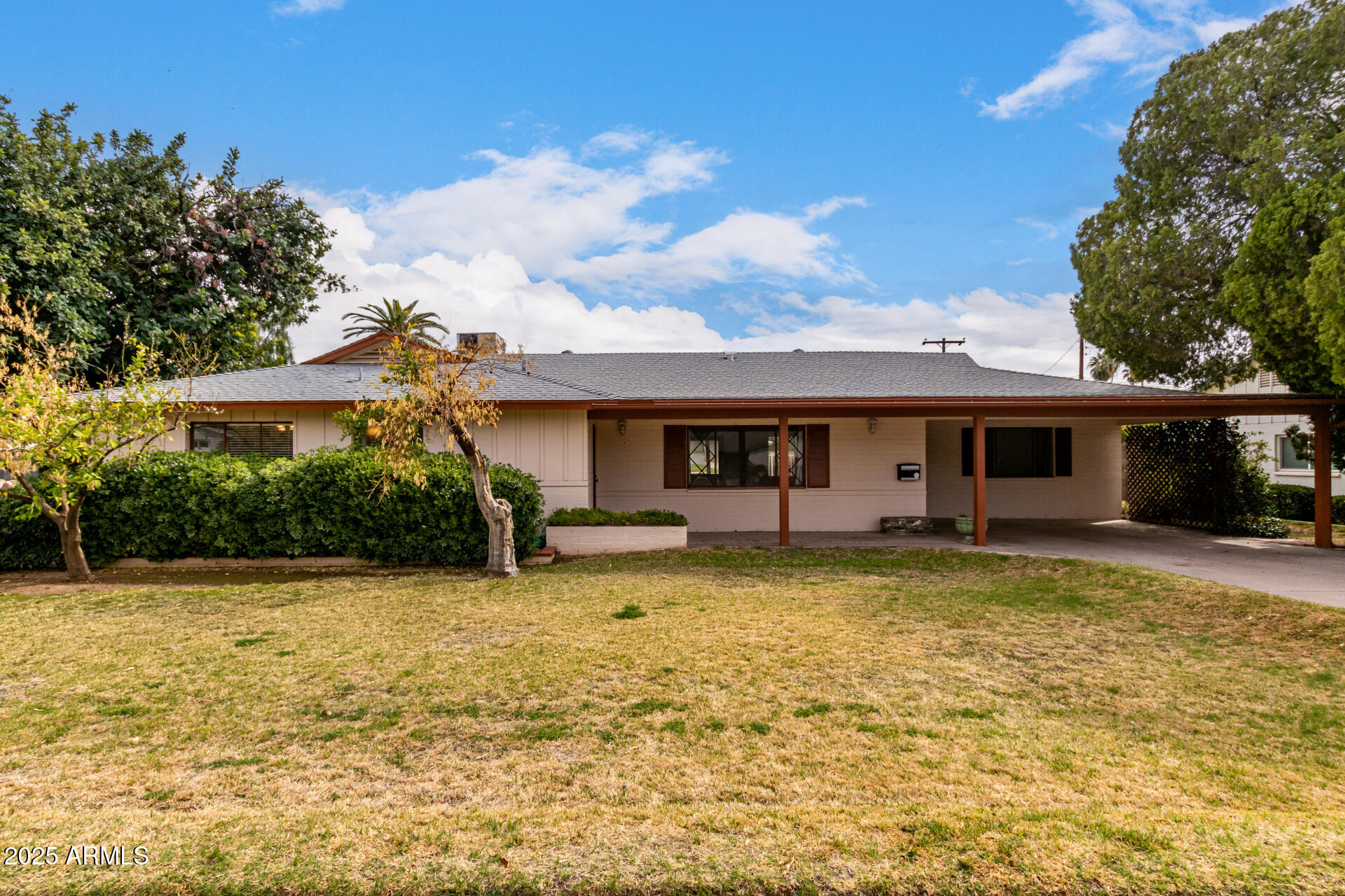 Photos of 4249 E Mitchell Dr Phoenix AZ 85018