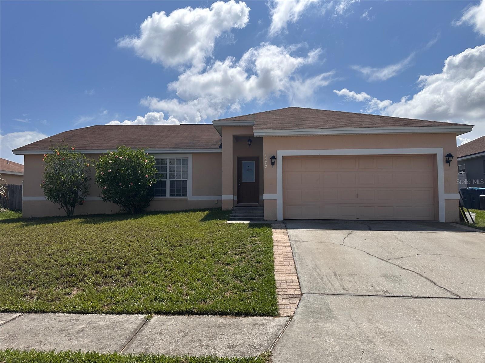 Photos of 1572 Merrimack Pkwy Davenport FL 33837