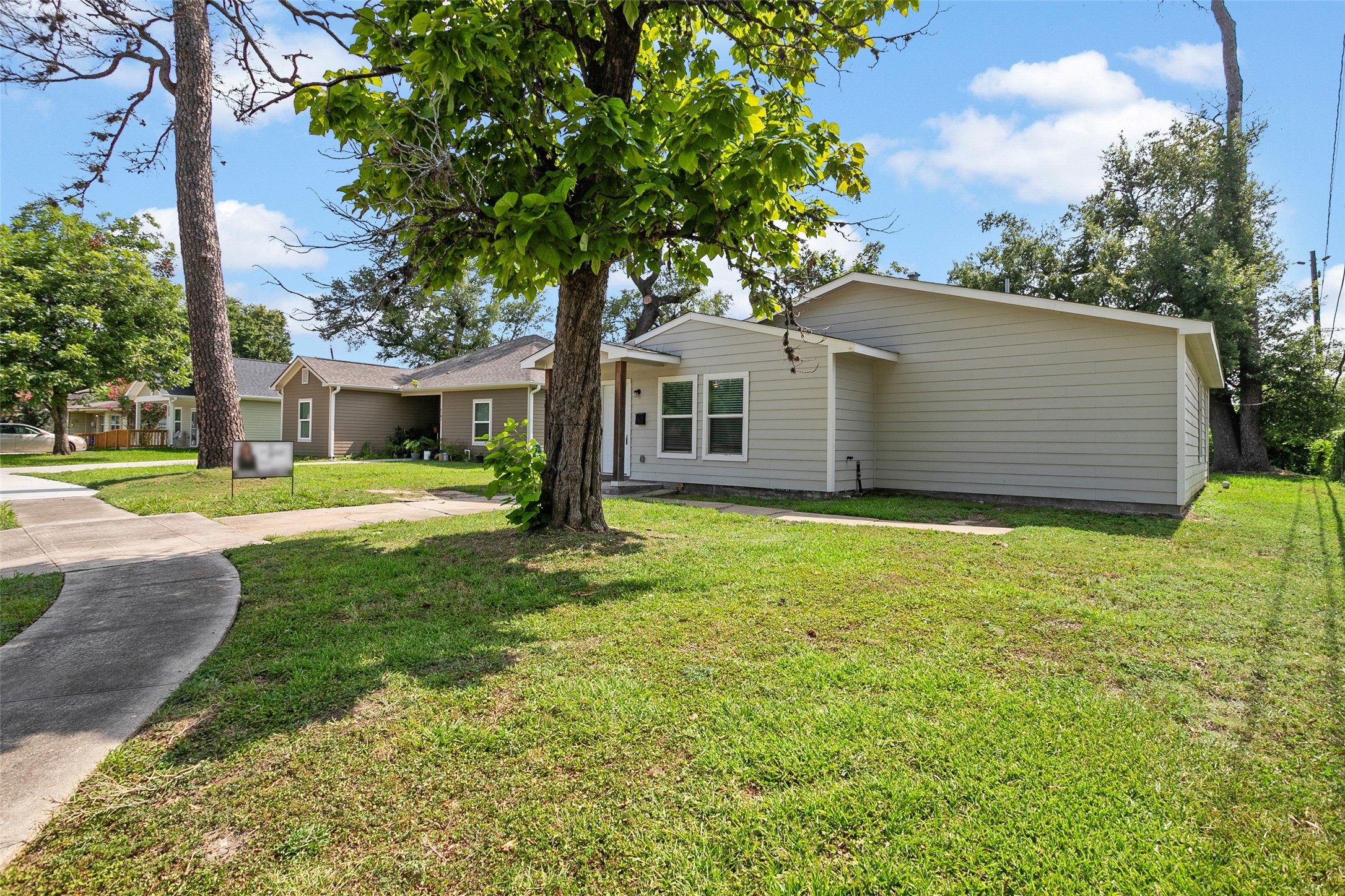 Photos of 5307 Pomander Rd Houston TX 77021
