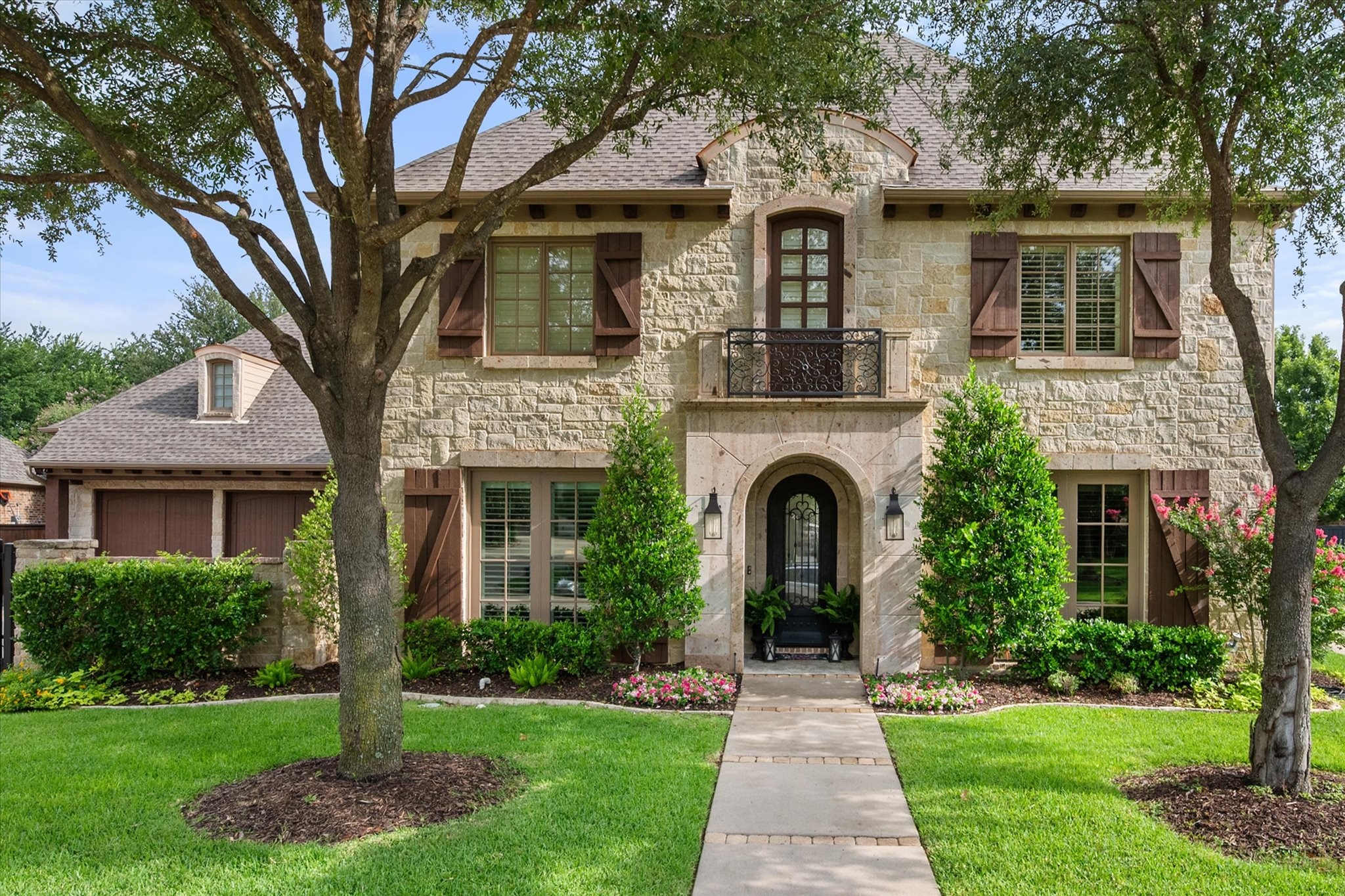 Photos of 3217 Penny Ln Mansfield TX 76063