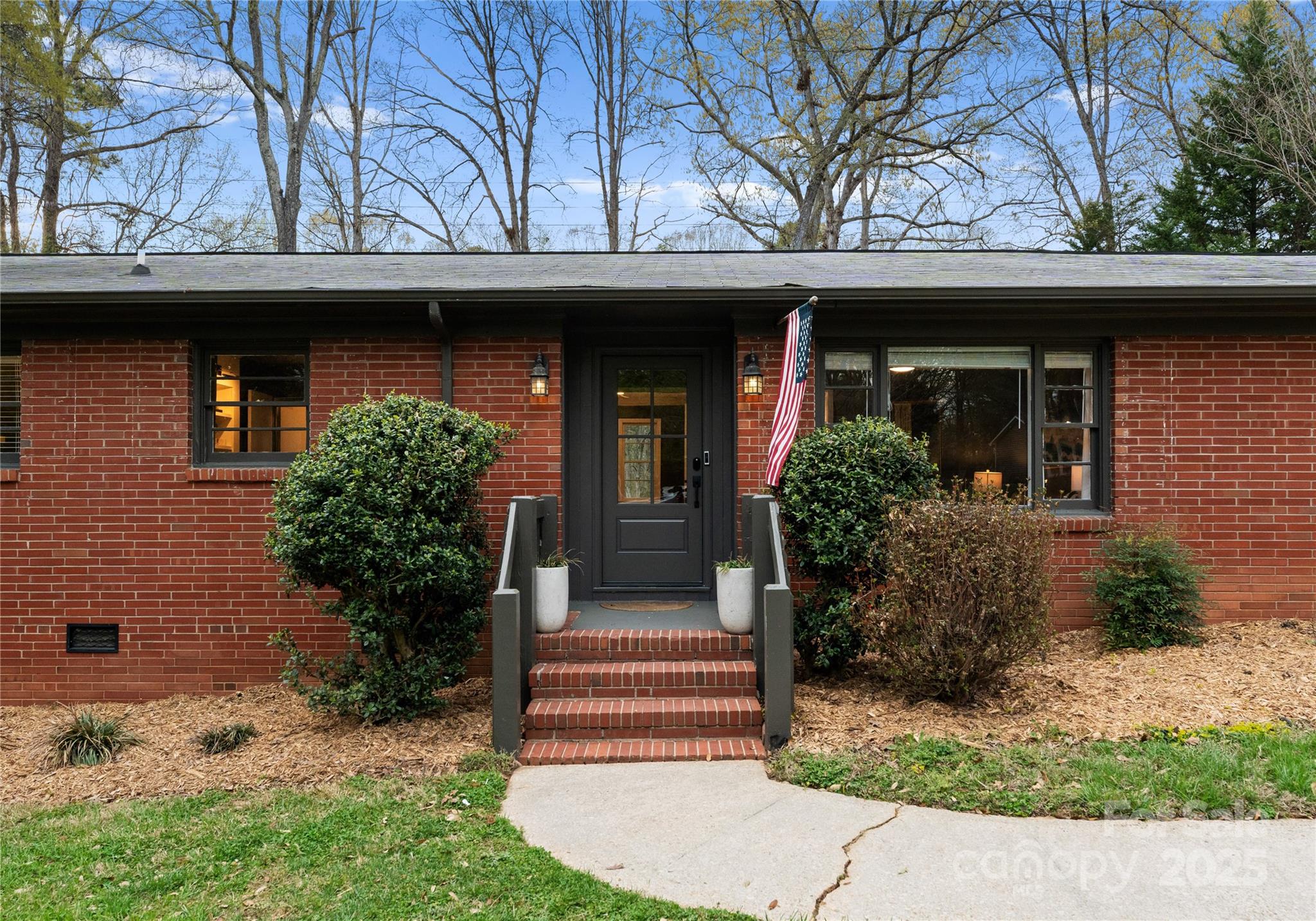 Photos of 801 Glendora Dr Charlotte NC 28212