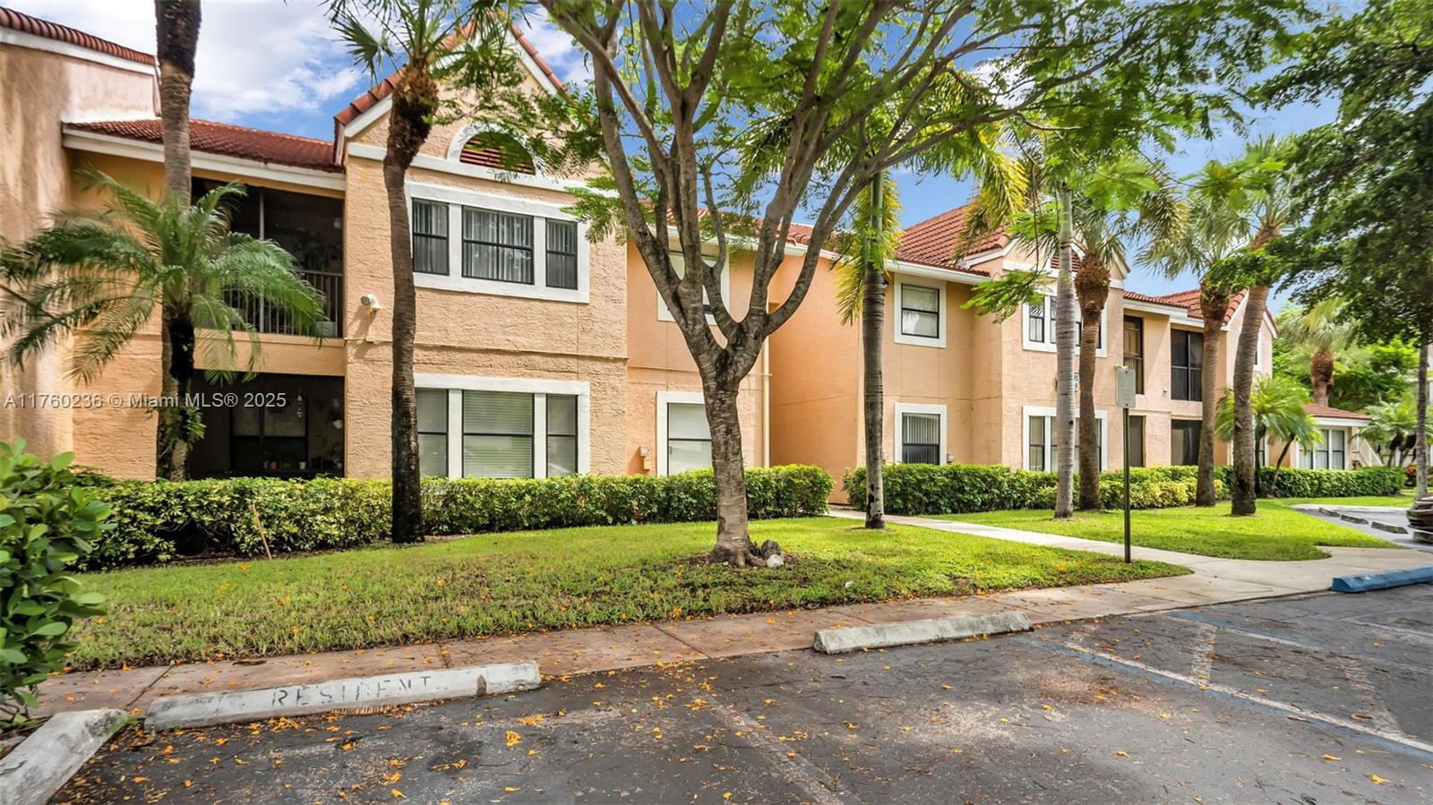 Photos of 15591 SW 105th Ter Apt 524 Miami FL 33196