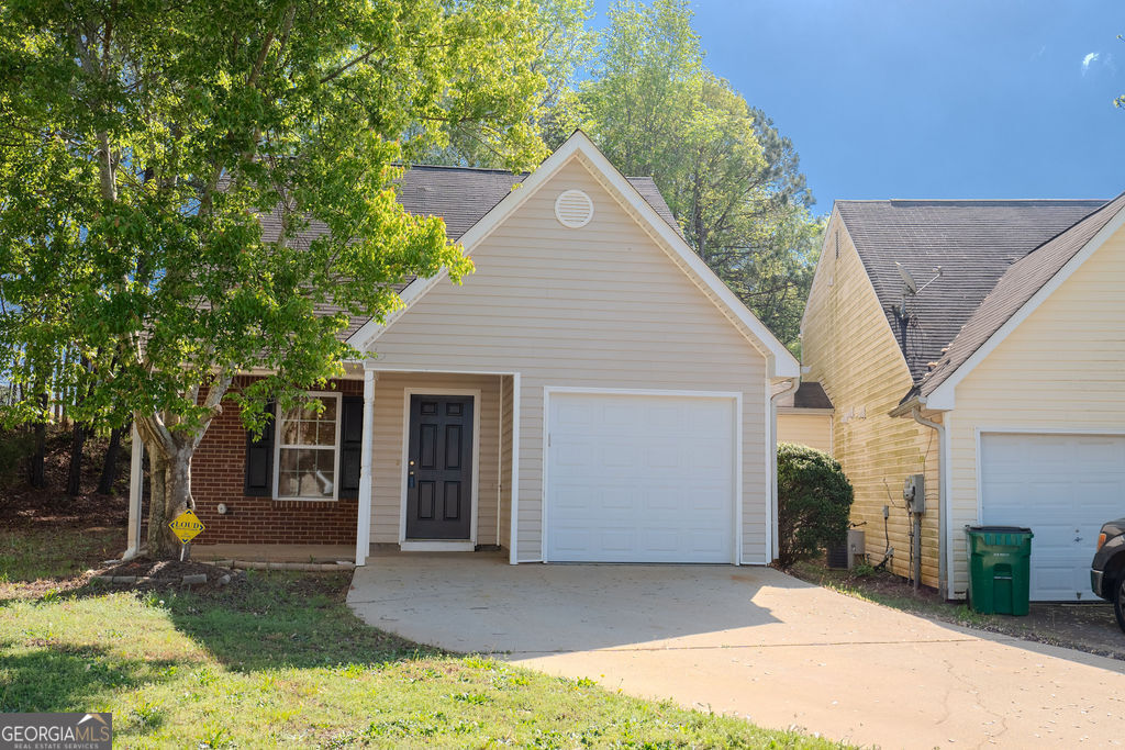 Photos of 516 Jaclyn Cir McDonough GA 30253