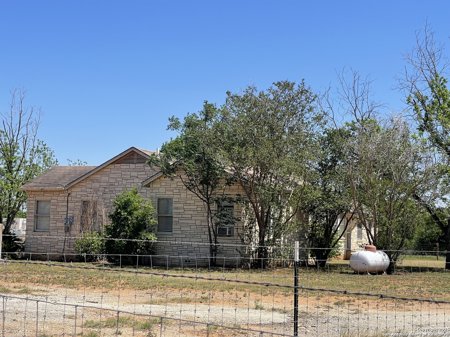 Photos of 8439 Gardner Rd San Antonio TX 78263