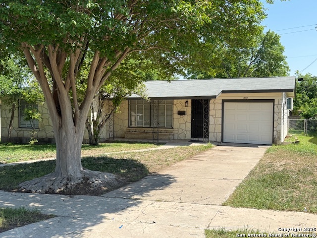 Photos of 306 Lemur Dr San Antonio TX 78213
