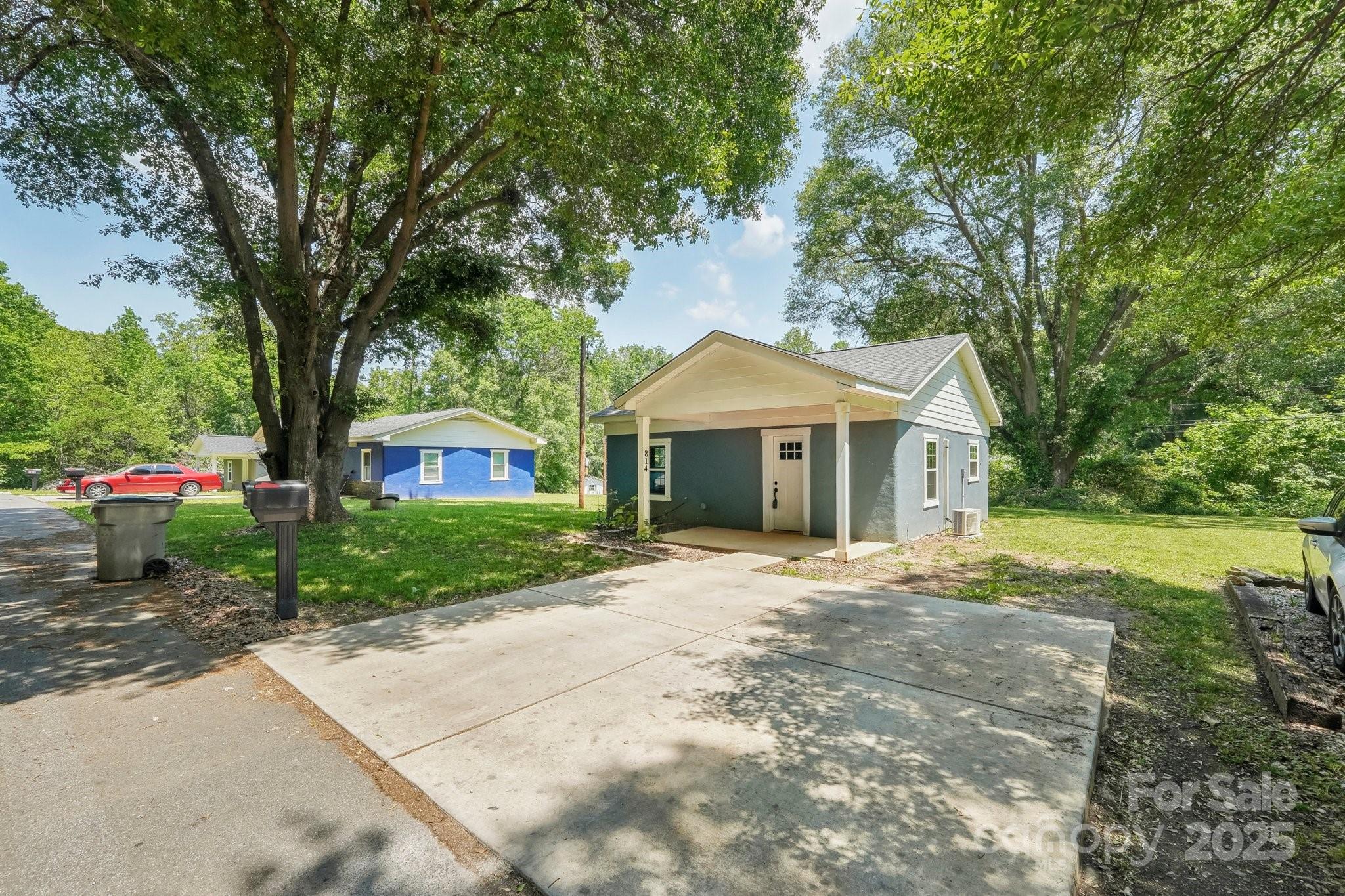 Photos of 814 Marve St Gastonia NC 28052