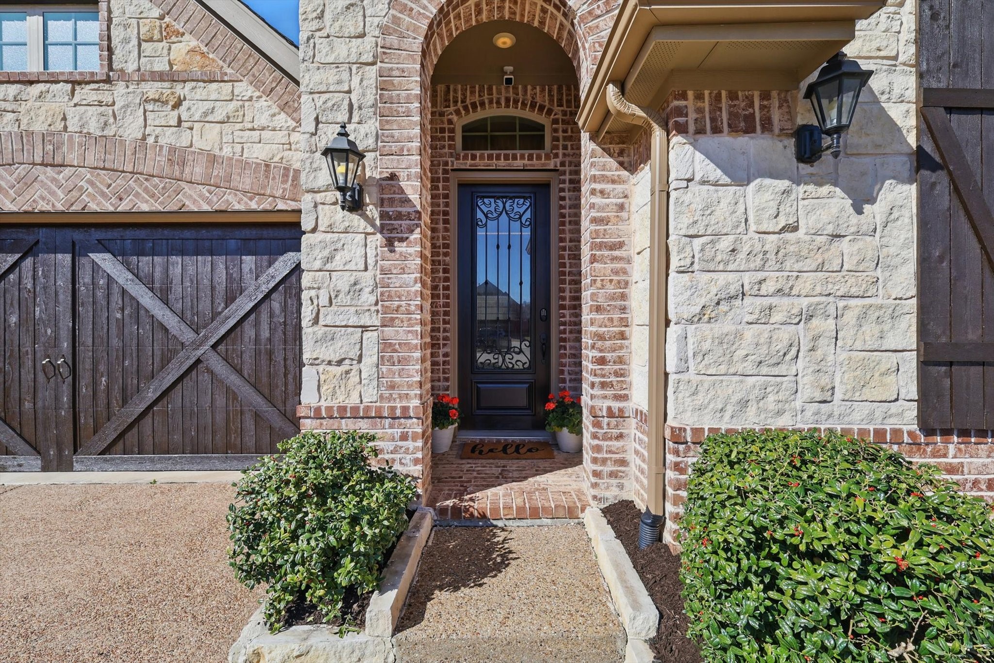 Photos of 809 River Birch Ct Euless TX 76039