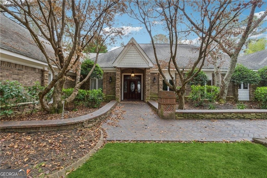 Photos of 13039 Freemanville Rd Alpharetta GA 30004