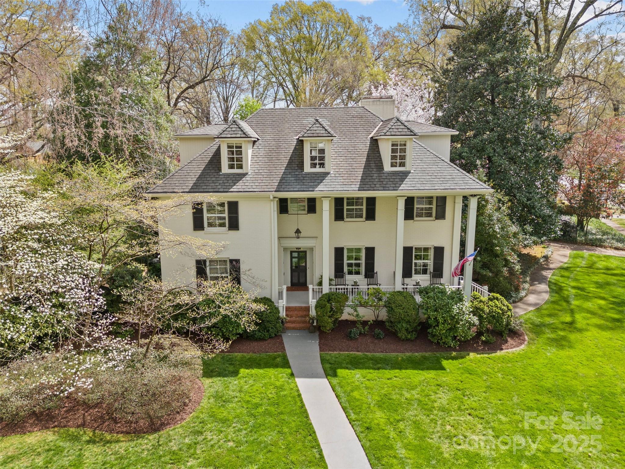 Photos of 1579 Queens Rd W Charlotte NC 28207
