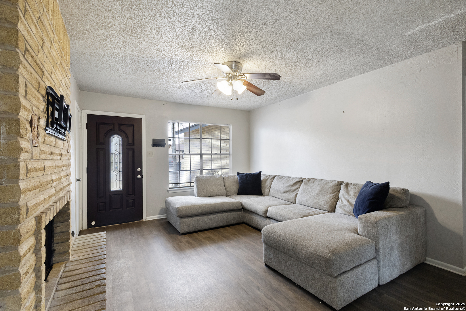 Photos of 9379 Valley Bnd San Antonio TX 78250