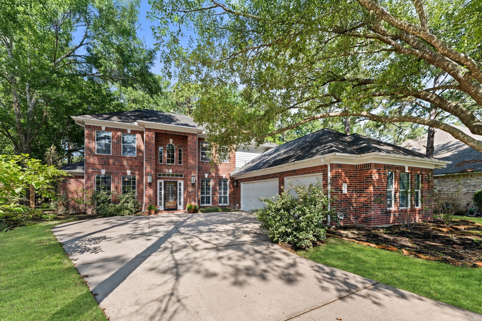 Photos of 83 Pleasant Bend Pl Spring TX 77382