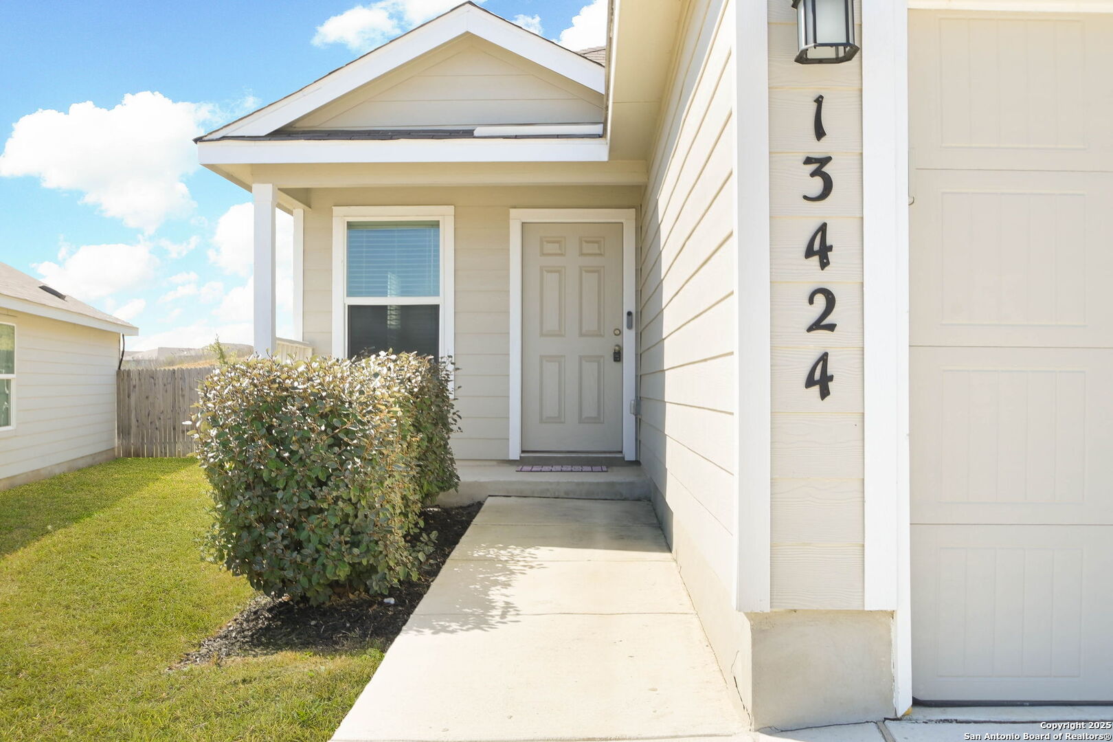 Photos of 13424 Homestead Way San Antonio TX 78252