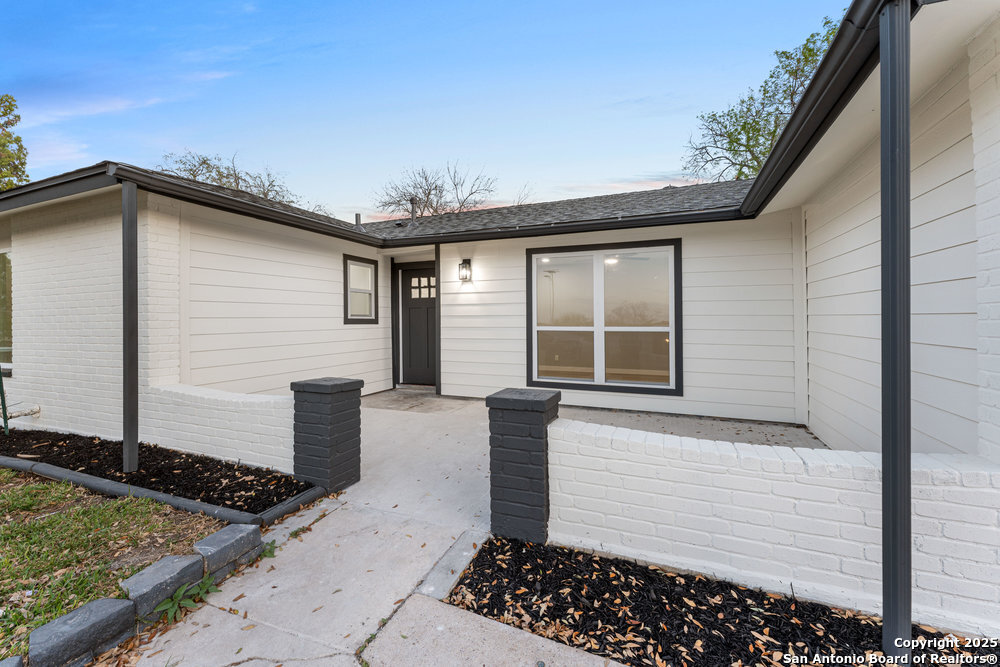 Photos of 438 Scotty Dr San Antonio TX 78227