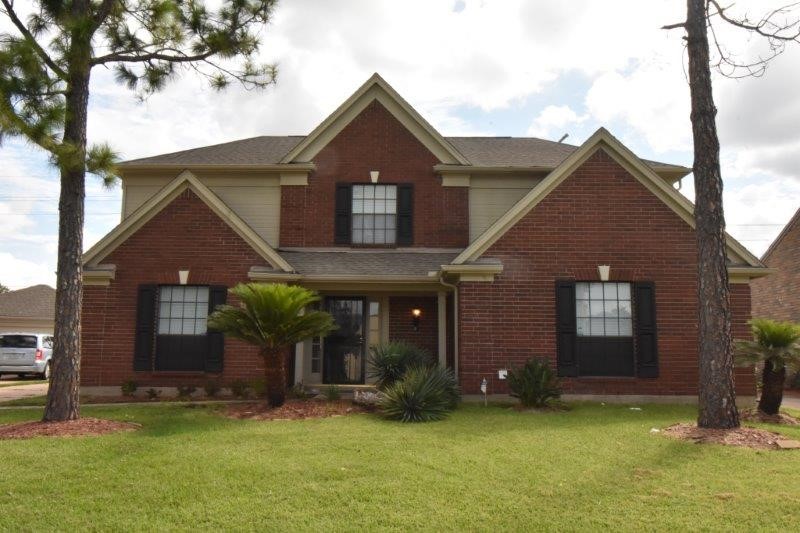 Photos of 9007 Woodleigh Dr Houston TX 77083