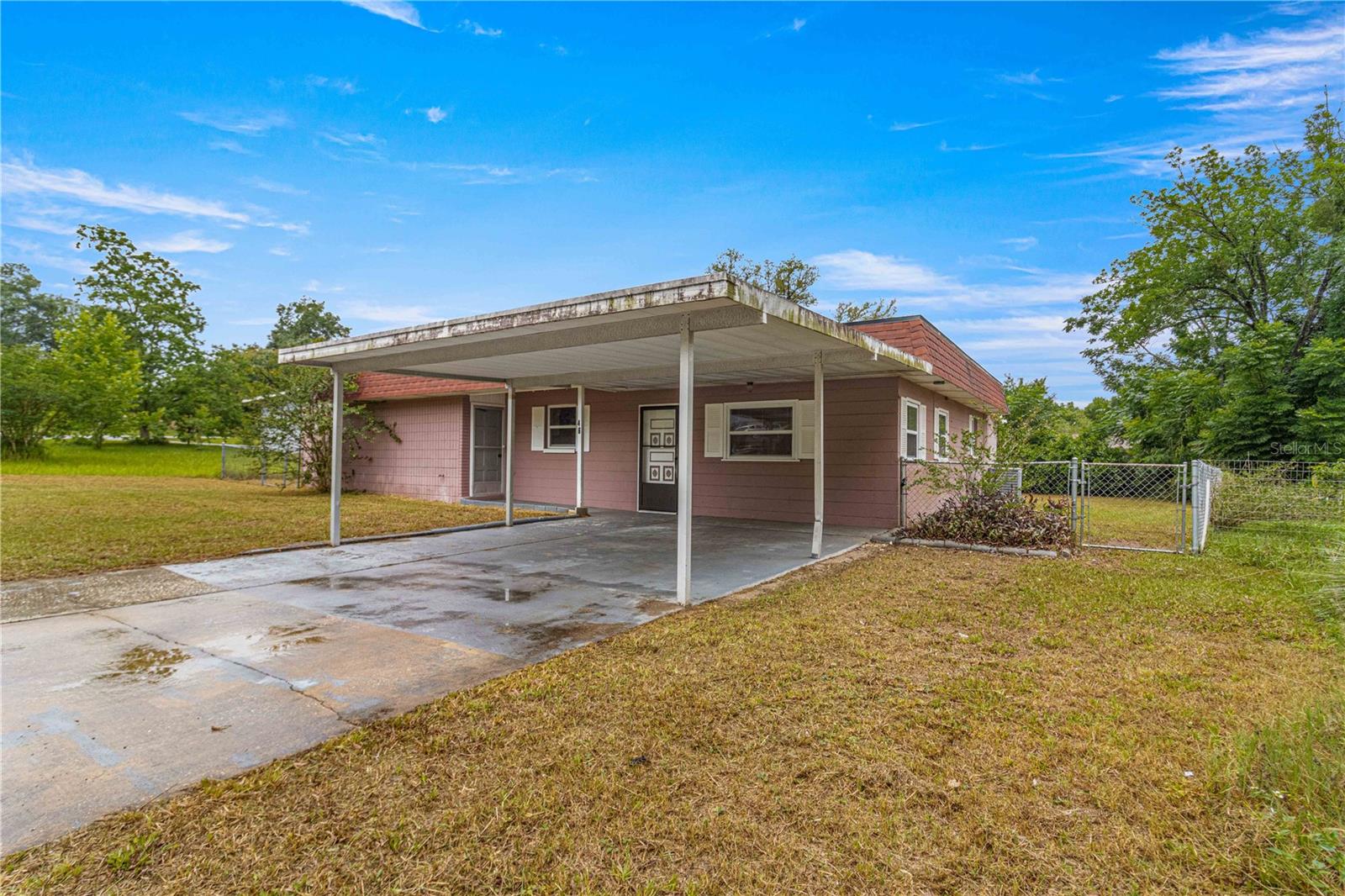 Photos of 46 Lake Court Loop Ocala FL 34472