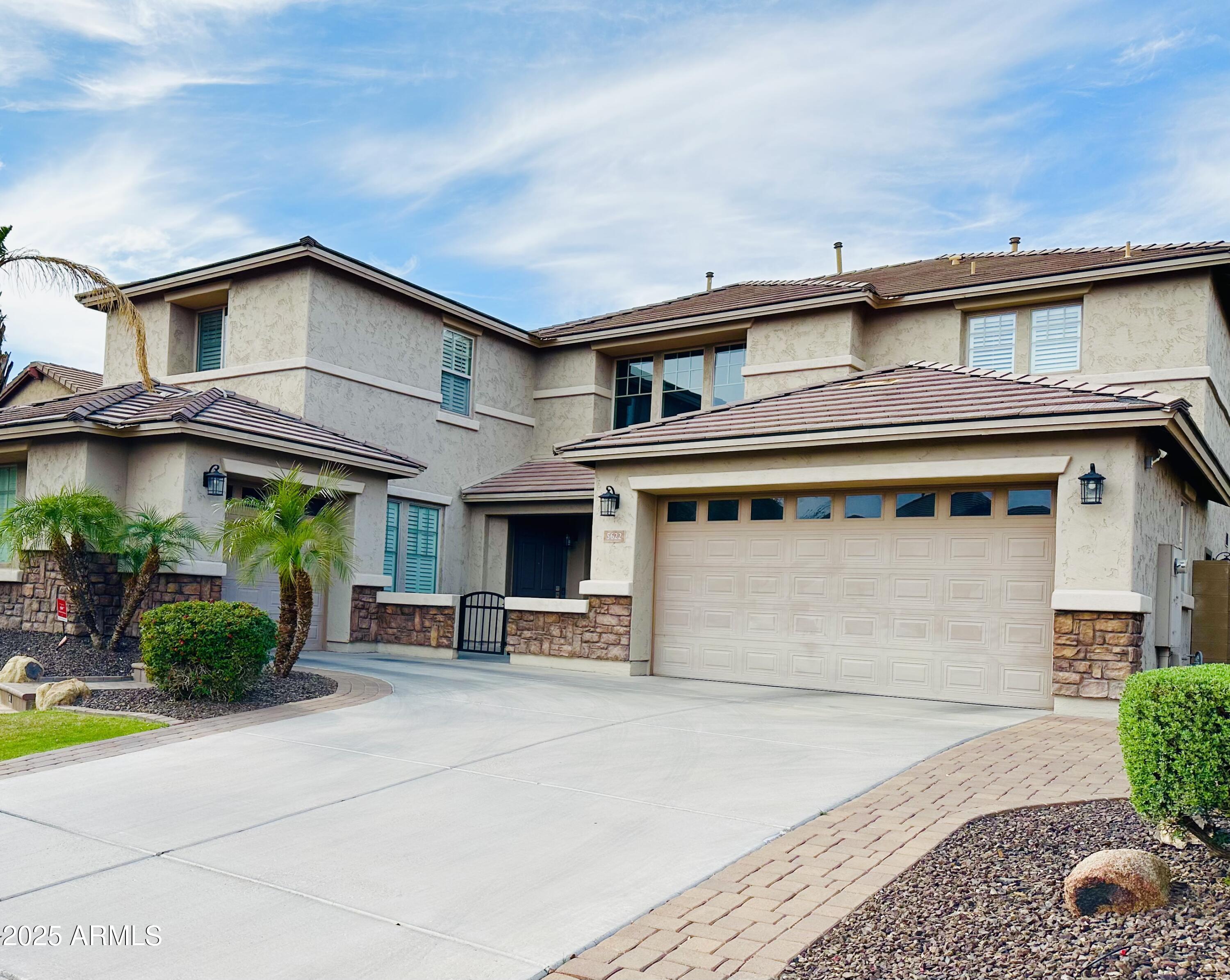 Photos of 5622 W Cavedale Dr Phoenix AZ 85083