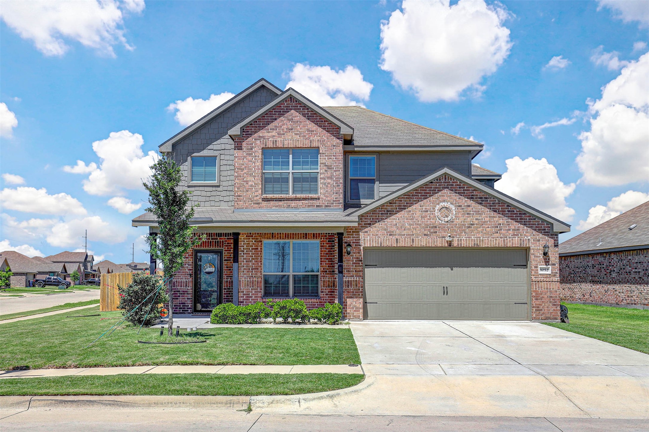 Photos of 1052 Maidenhair Ln Crowley TX 76036