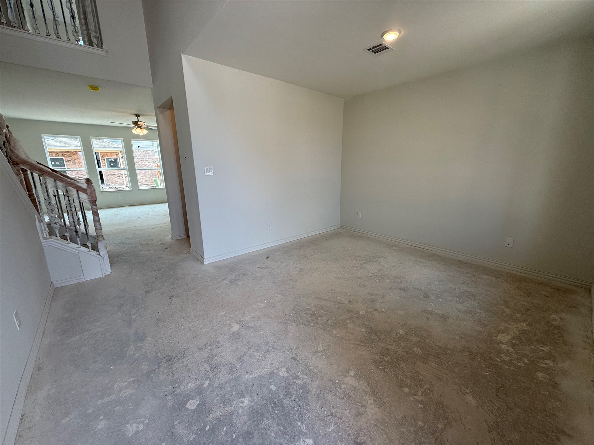 Photos of 2006 Sunflower Ct Sugar Land TX 77498