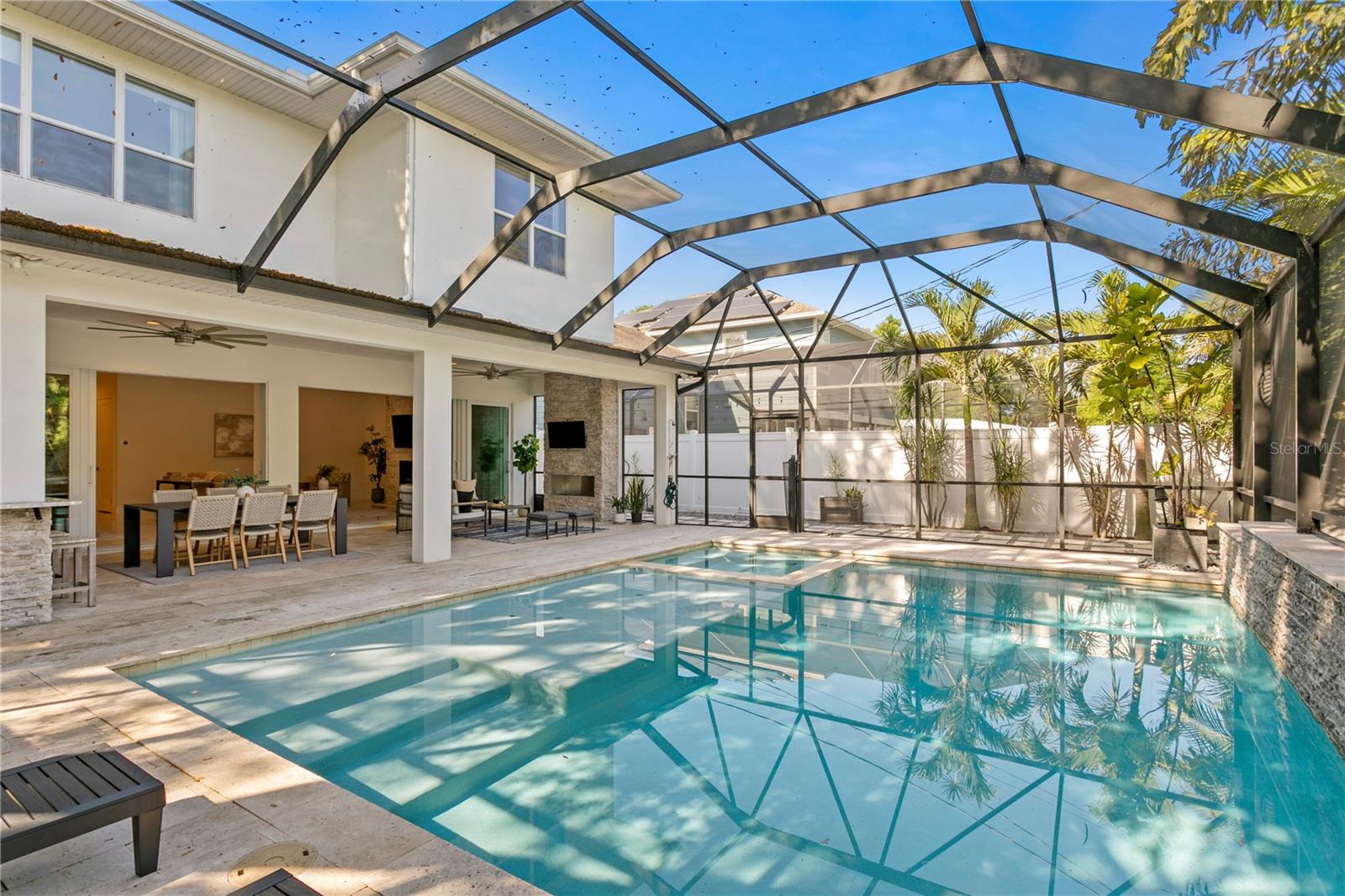 Photos of 3411 W El Prado Blvd Tampa FL 33629