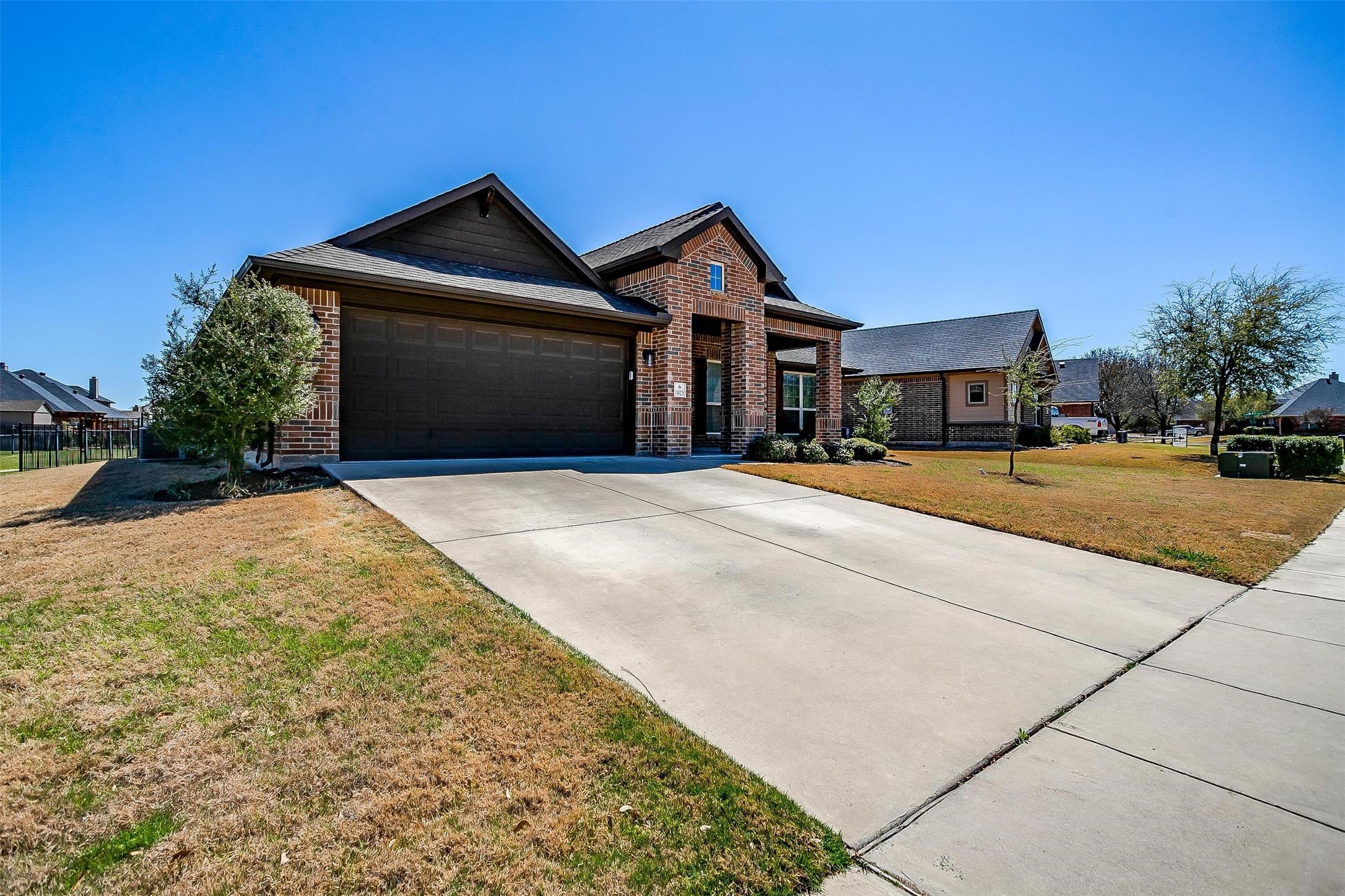 Photos of 1023 Saint Andrews Dr Burleson TX 76028