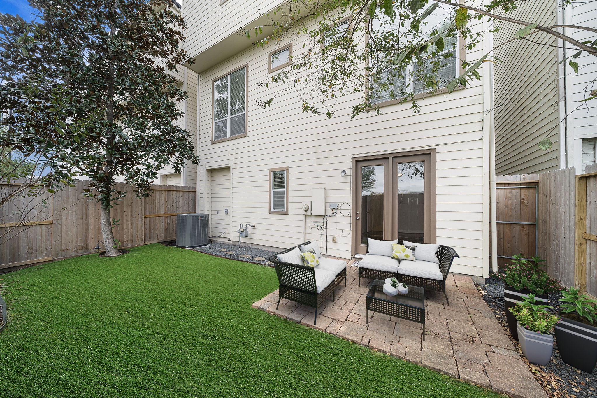 Photos of 2828 Sherwin St Houston TX 77007