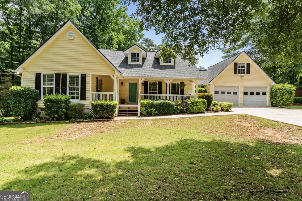 Photos of 537 Country Lake Dr McDonough GA 30252