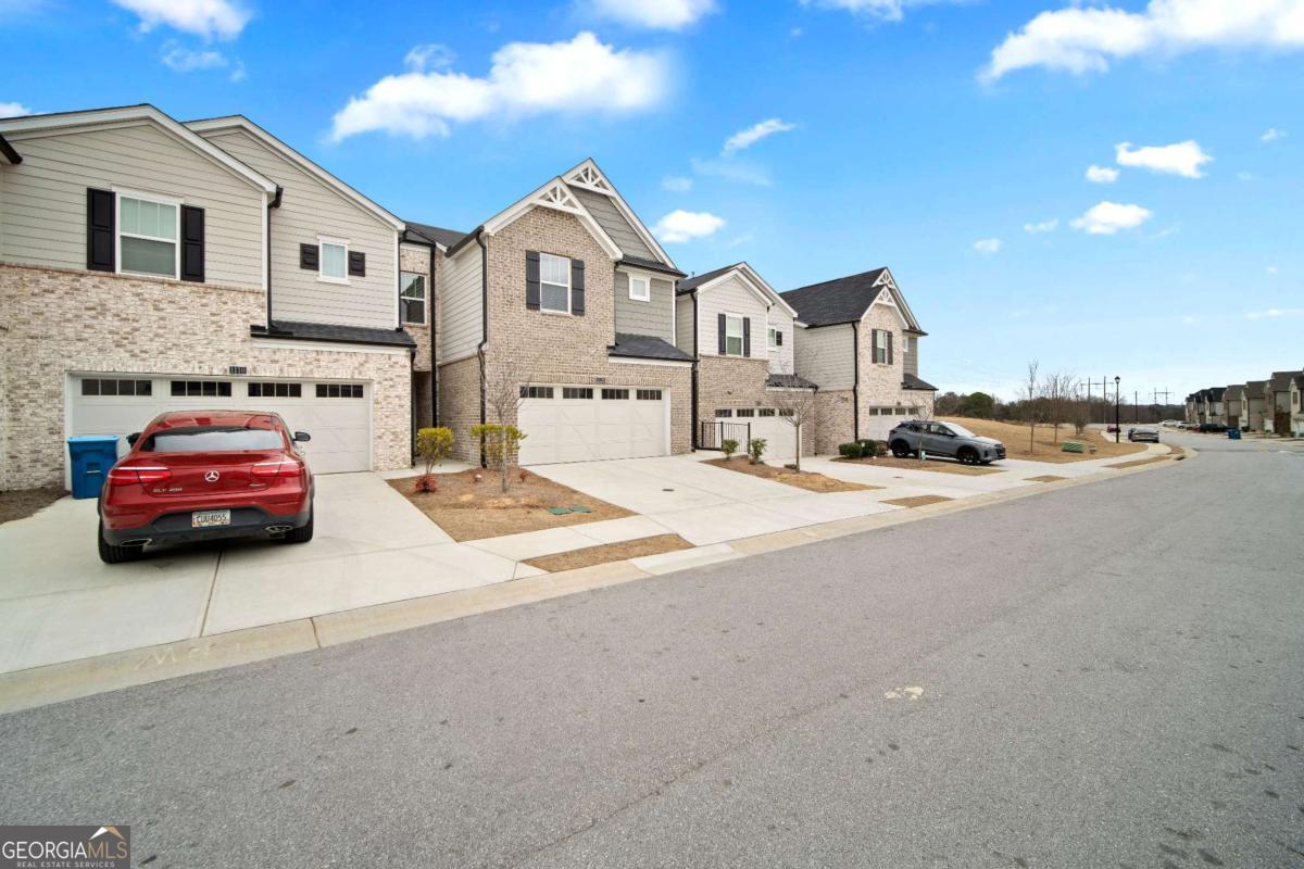 Photos of 1120 Sunny Lake Dr Lawrenceville GA 30043