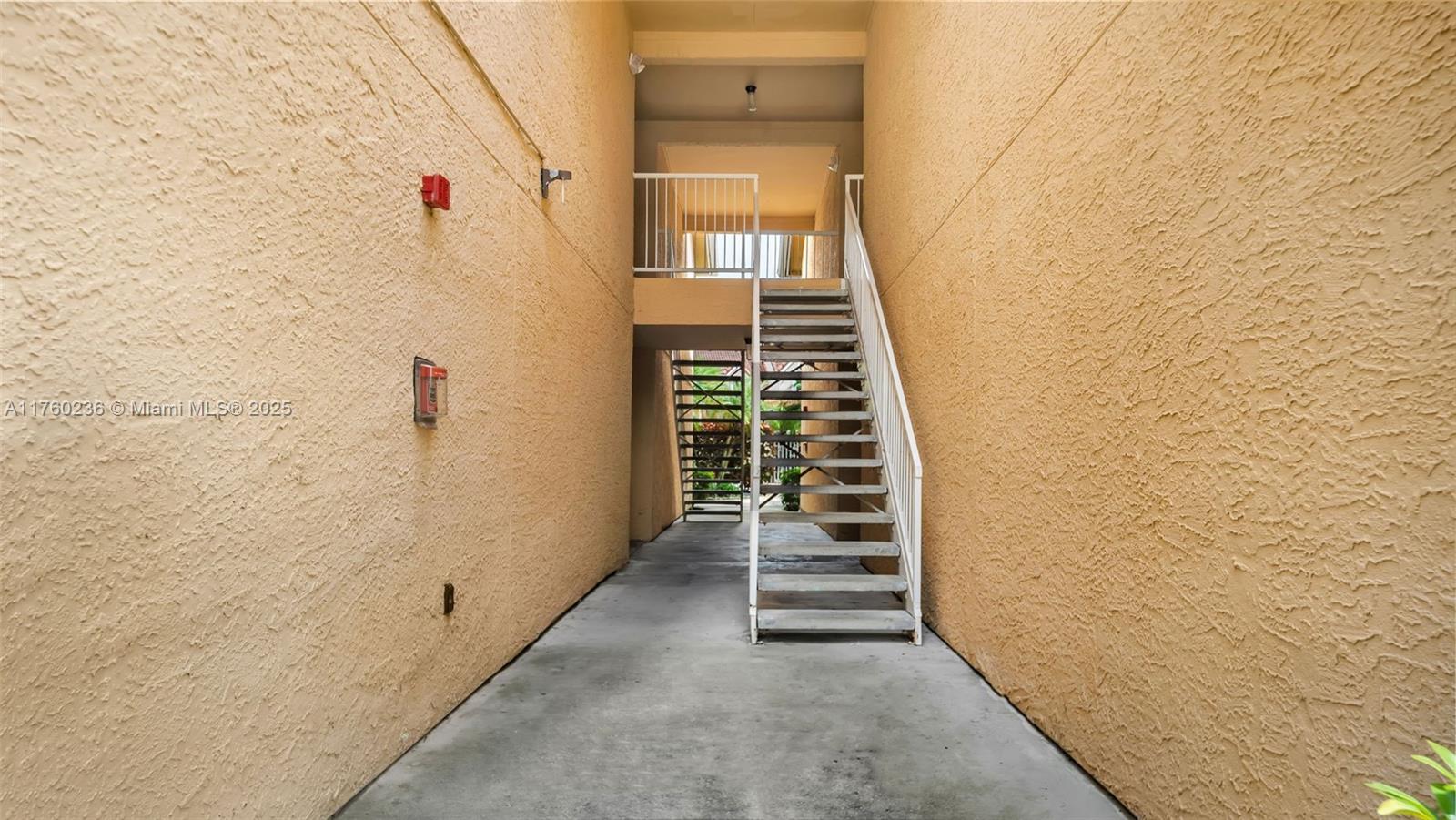 Photos of 15591 SW 105th Ter Apt 524 Miami FL 33196