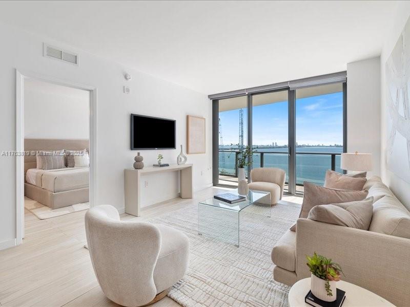 Photos of 460 NE 28th St Apt 907 Miami FL 33137