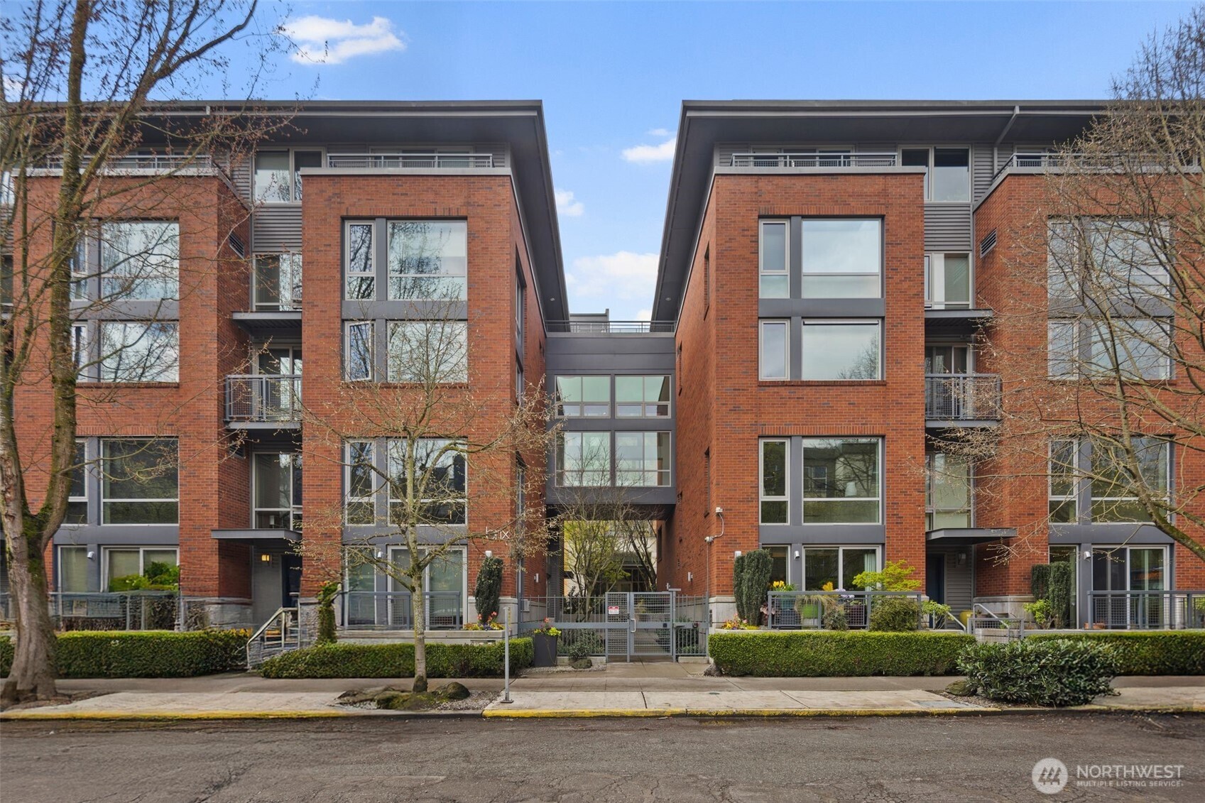 Photos of 530 Broadway E Apt 507 Seattle WA 98102