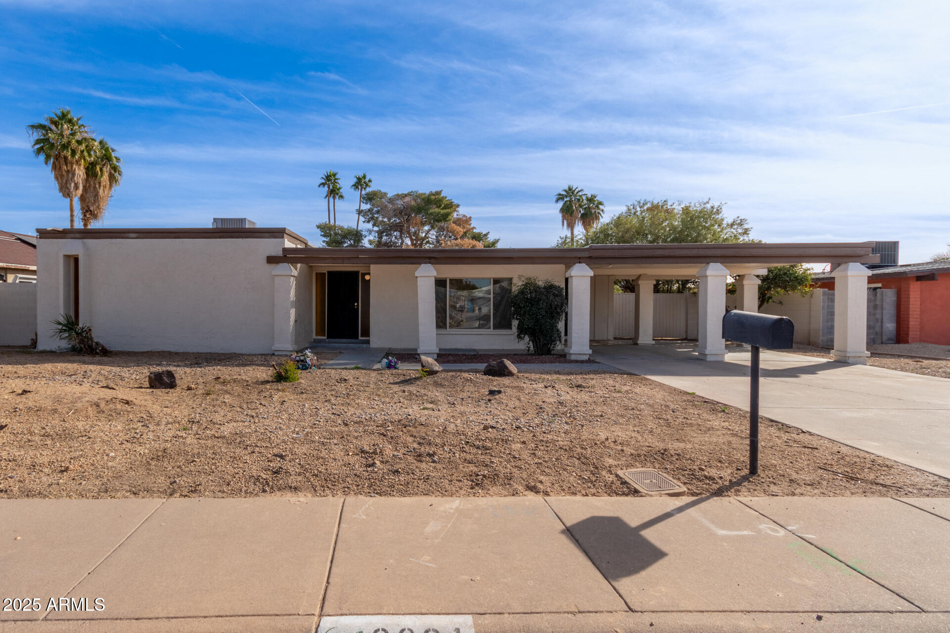 Photos of 3801 W Mercer Ln Phoenix AZ 85029
