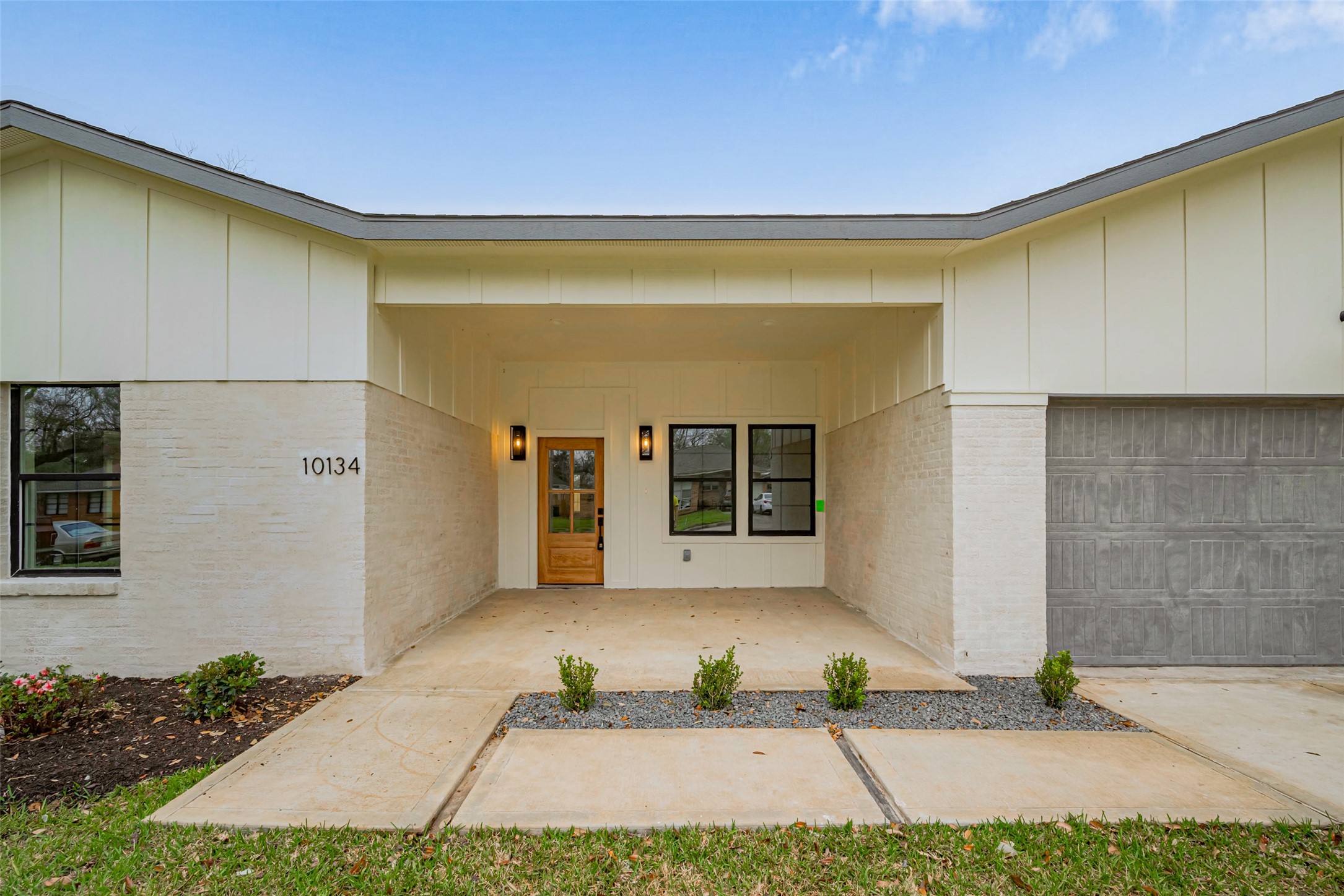 Photos of 10134 Oboe Dr Houston TX 77025