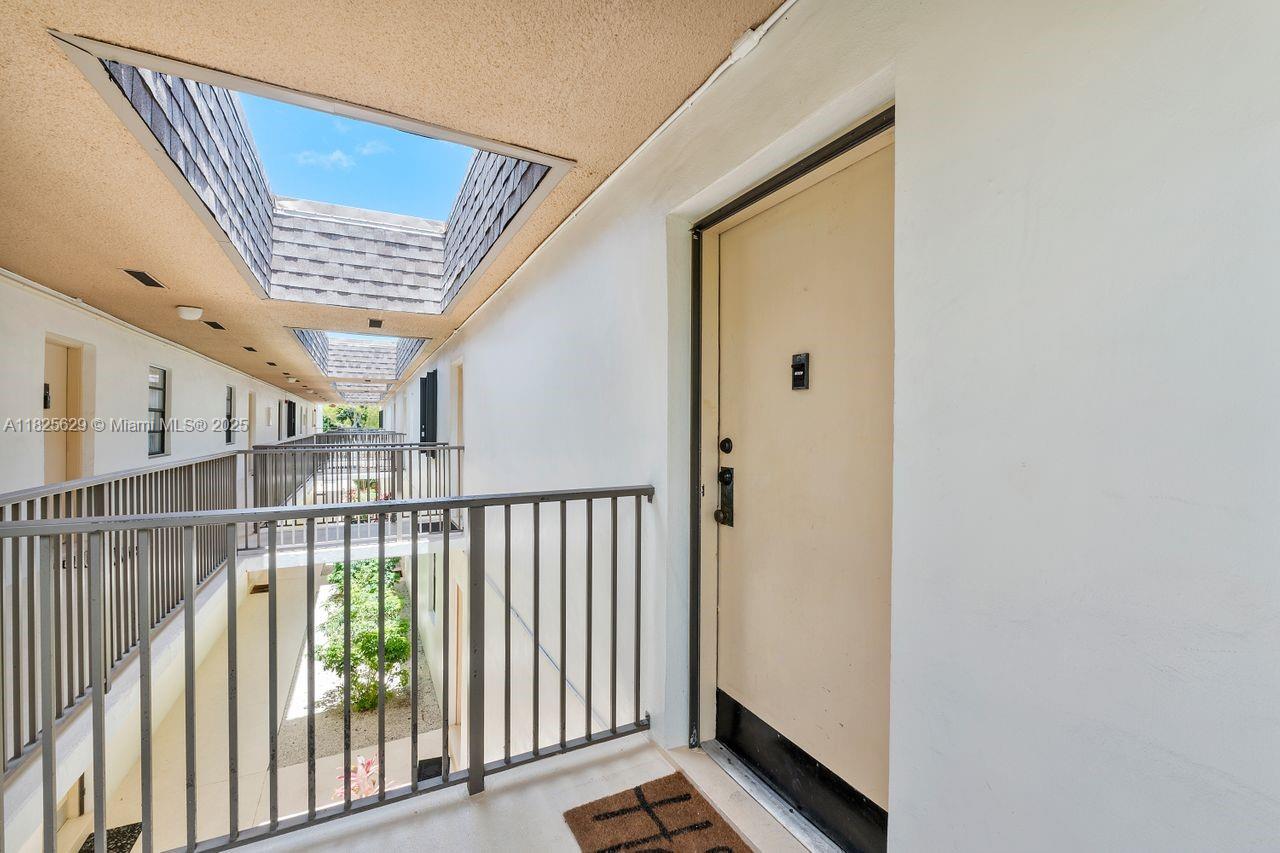 Photos of 8261 SW 128th St Apt 215 Pinecrest FL 33156