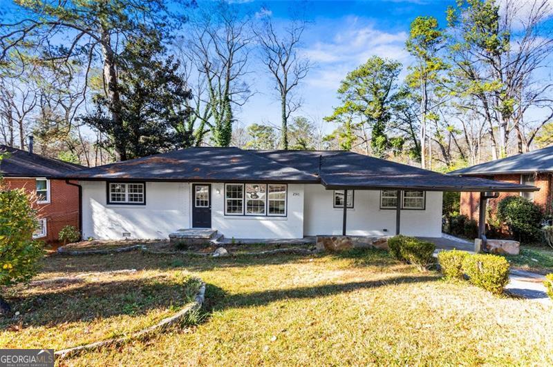 Photos of 2745 Fairlane Dr SE Atlanta GA 30354